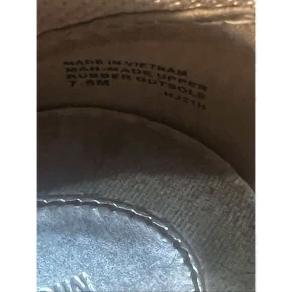 Michael Kors Muse metallic silver /Gray  Sz 7.5 - Picture 9 of 9